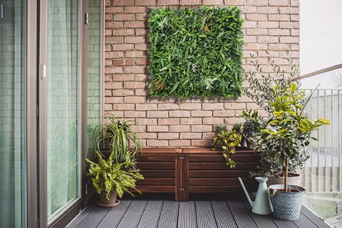 Morden,Residential,Balcony,Garden,With,Bricks,Wall,,Wooden,Bench,And ΚΑΘΕΤΟΣ ΚΗΠΟΣ AMSTERDAM 100 Χ 100 A137 SAVANA - Image 2
