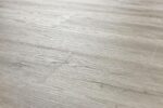 Δάπεδο SPC CWA177 Medicci Oak με ενσωματωμένο υπόστρωμα Arbiton 1220 x 229 x 5,3 mm 42 Class - Image 3