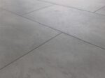 Δάπεδο SPC CBC41502 Sendai Concrete Arbiton 610 x 305 x 4mm 32 Class - Image 3